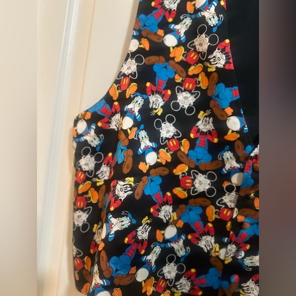 Vintage Men’s Mickey INC‎ 100% Silk Vest Mickey Goofy Donald. Size S/M. - Picture 5 of 8